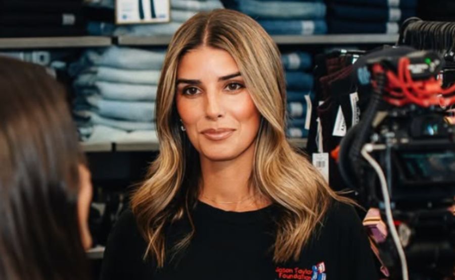 Monica Taylor: The Cheerleader Who Built a Brand, a Blended Family, and a Viral Moment Nobody Expected